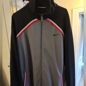 Nike Men's Black and Gray Jacket